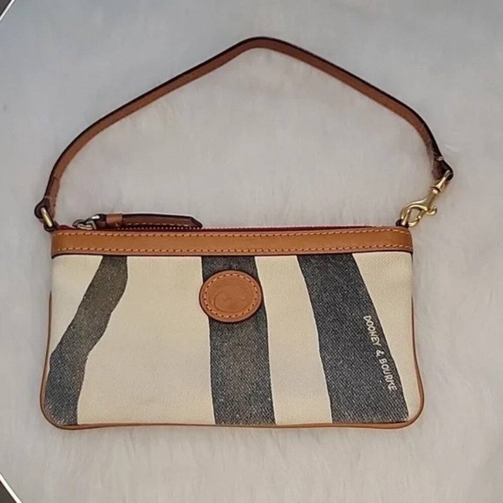 DOONEY & BOURKE Zebra Print Canvas Natural Leather Boho Preppy Wallet Wristlet